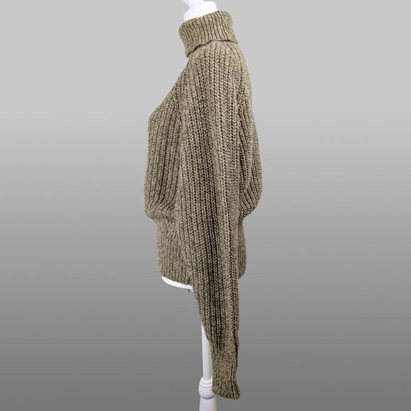 FINAL SALE: UNIQLO U Turtleneck Sweater - Size M - Picture 4 of 8